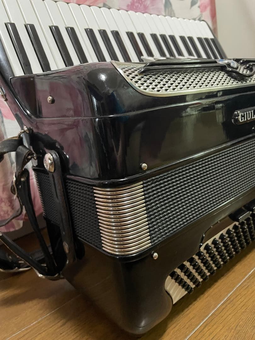 GIULIETTI アコーディオン ブラック　M52