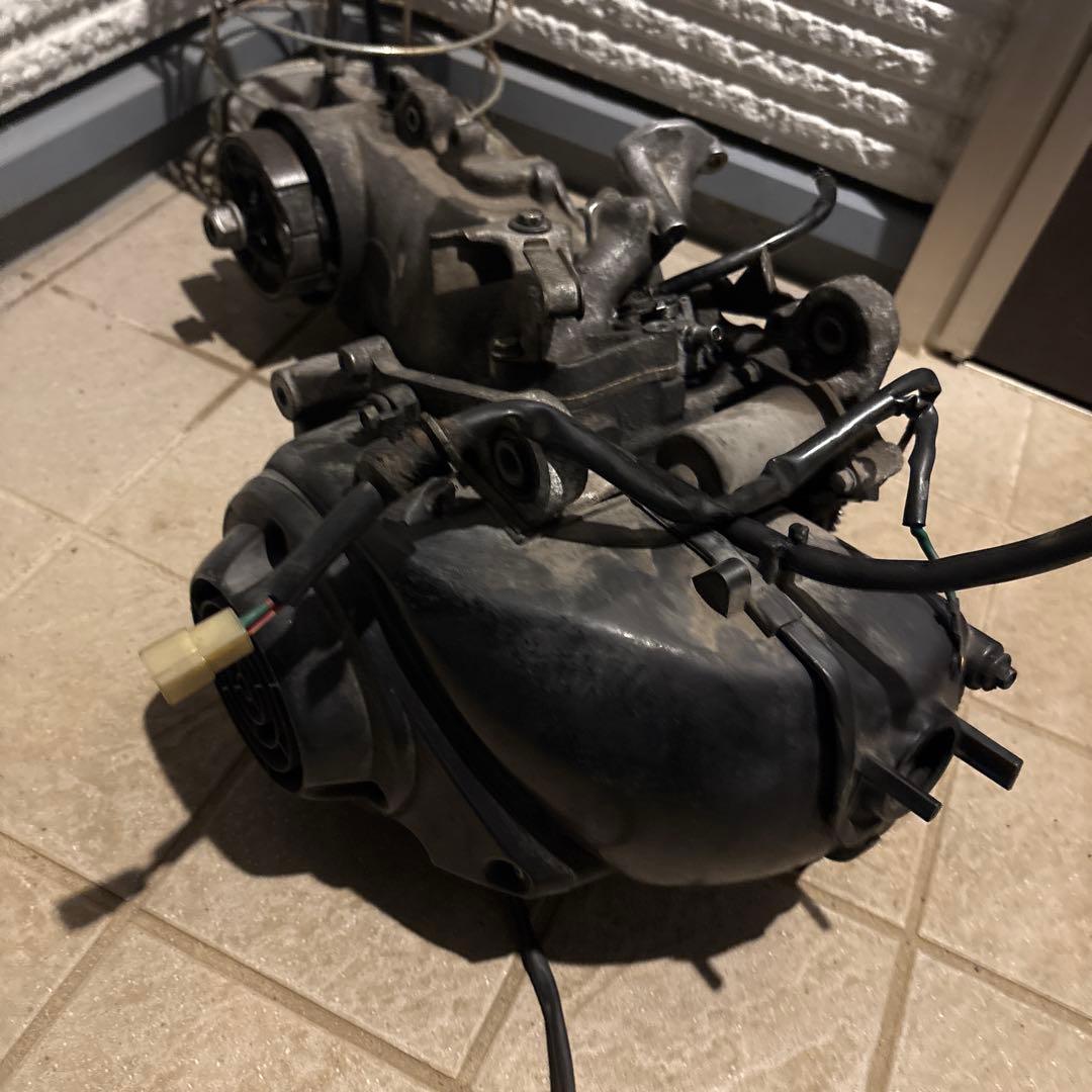 af34エンジン初爆ありピストン傷なし