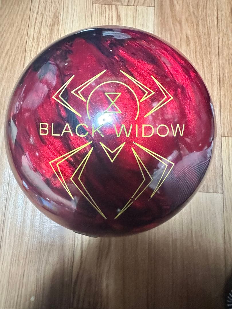 BLACK WIDOW ボウリングボール レッド/ブラック15p