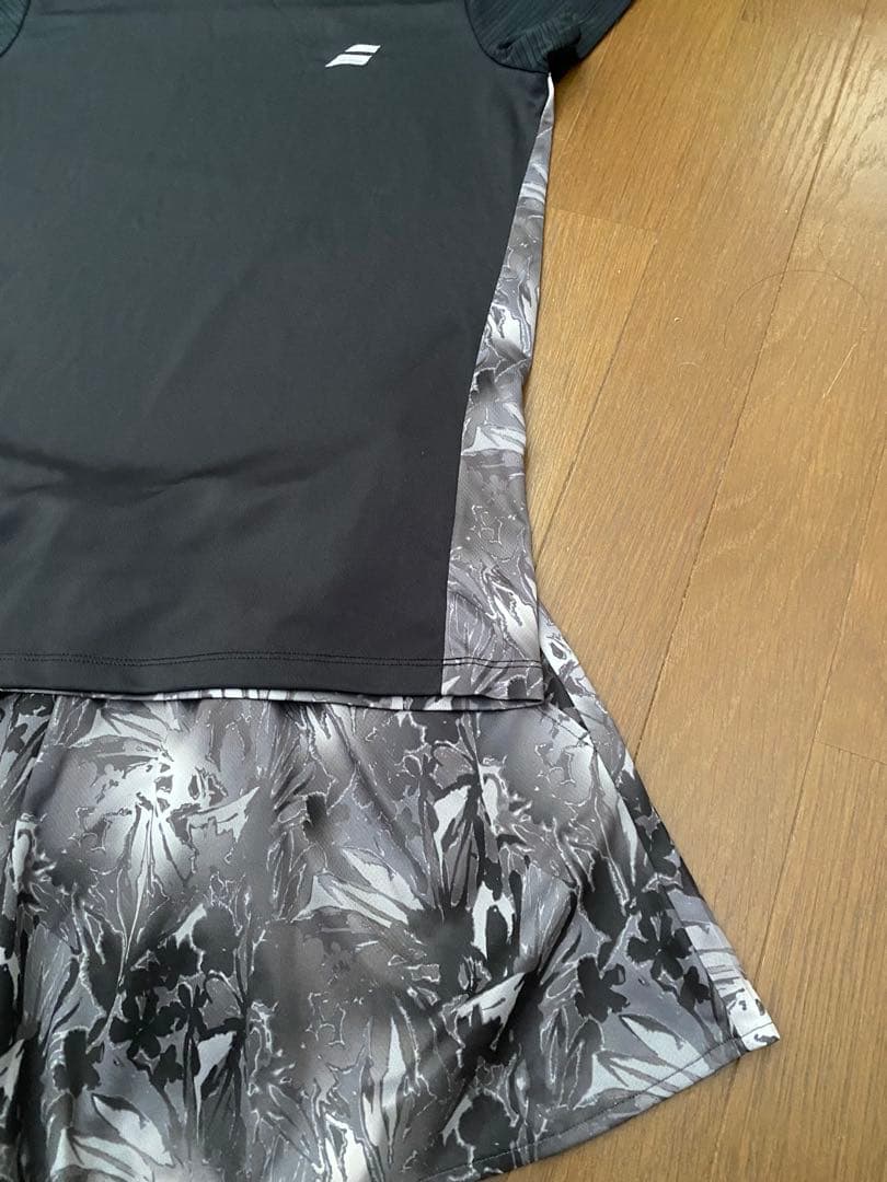 テニスセットアップ　上下　セントクリストファー　エレッセ スリクソンパラディーゾ