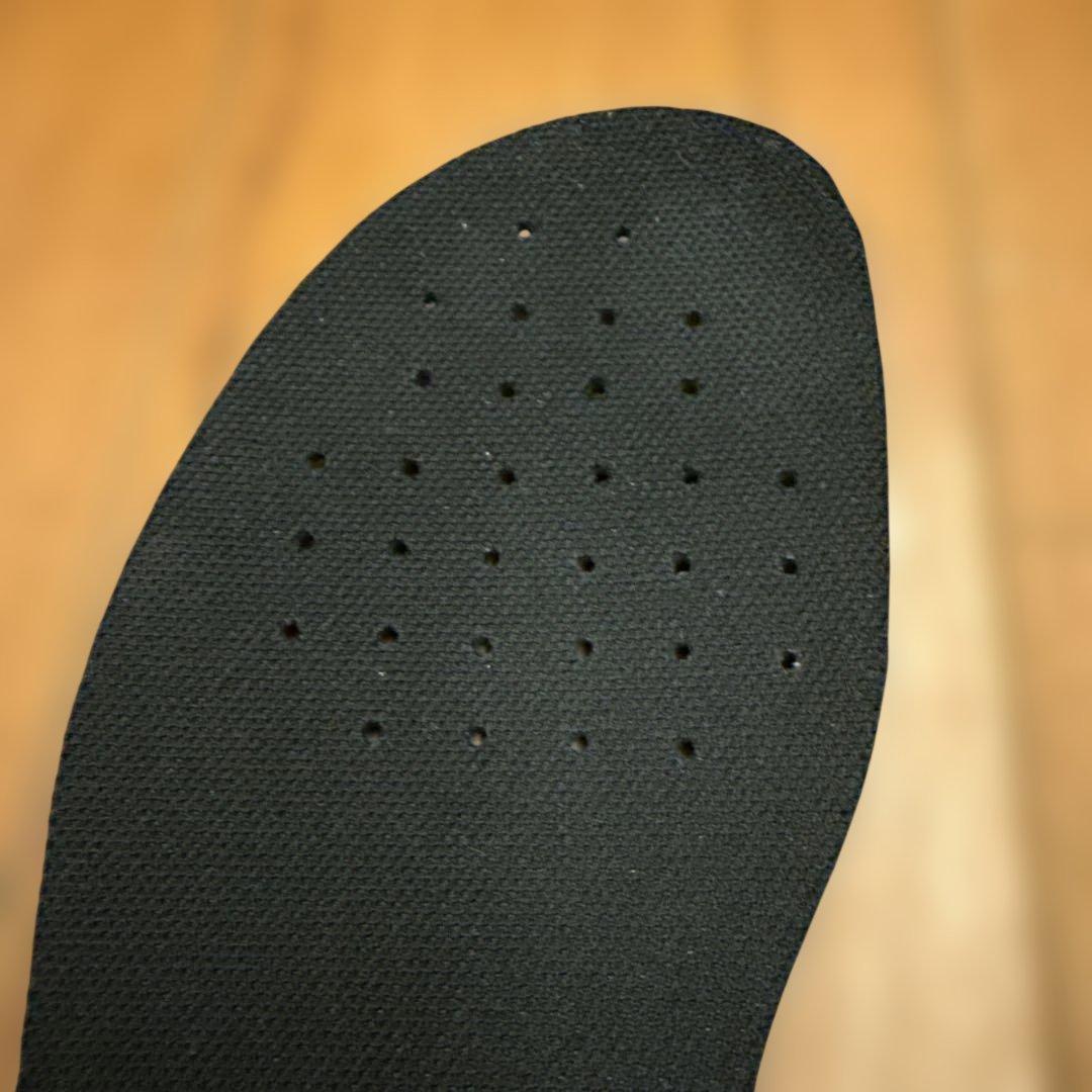 【使用1回のみ】BMZ 蹴王Jr（ジュニア）サッカースパイク 23.5cm