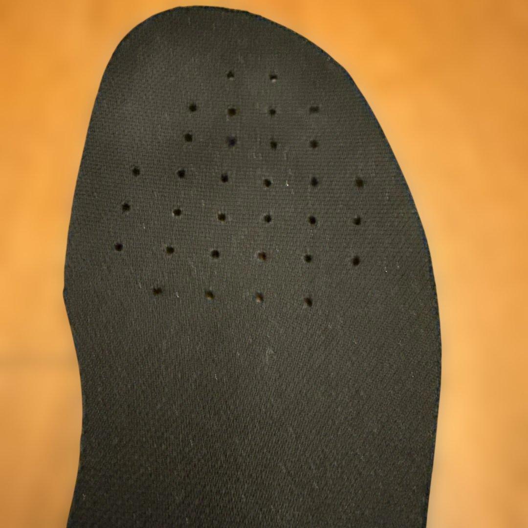 【使用1回のみ】BMZ 蹴王Jr（ジュニア）サッカースパイク 23.5cm