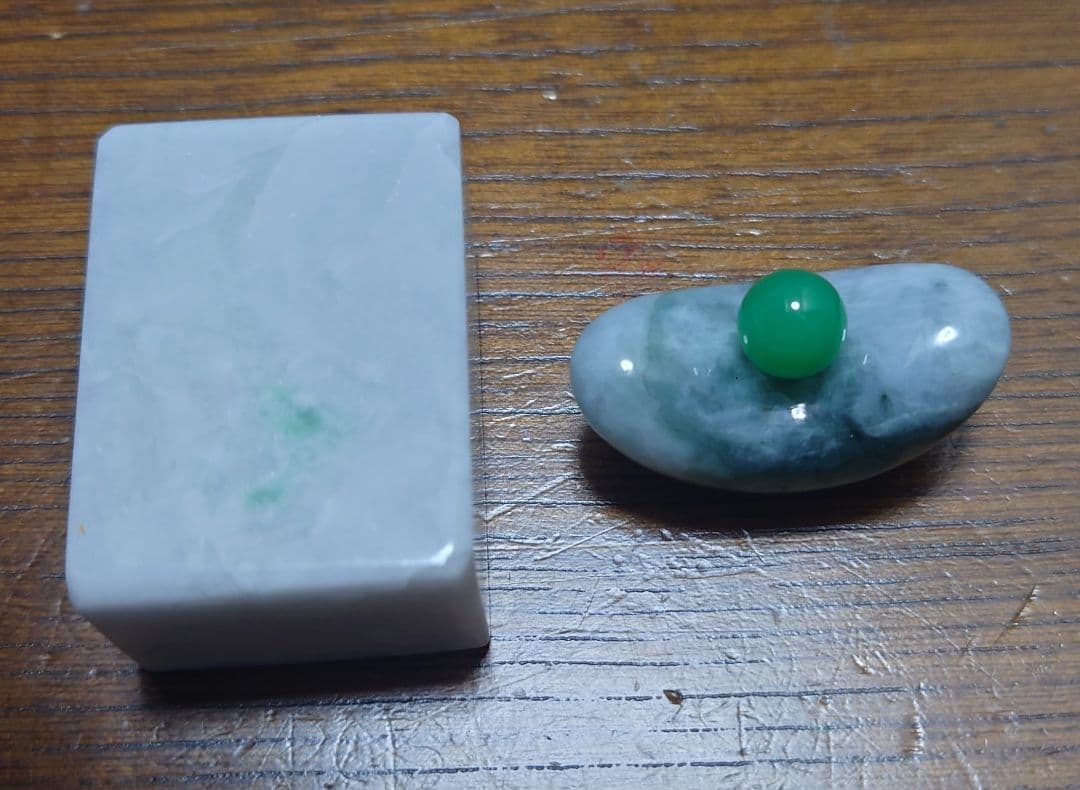 糸魚川翡翠　オブジェ