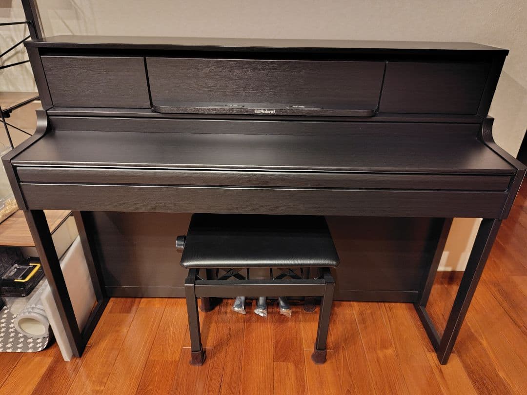 電子ピアノ　Roland ローランド