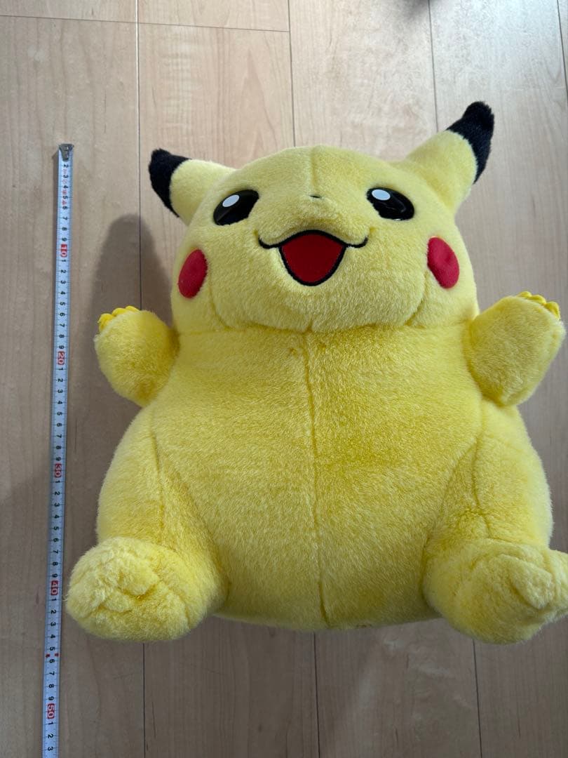 2月４日、５日限定でお値下げ中 TOMY ピカチュウ ぬいぐるみ ポケモン