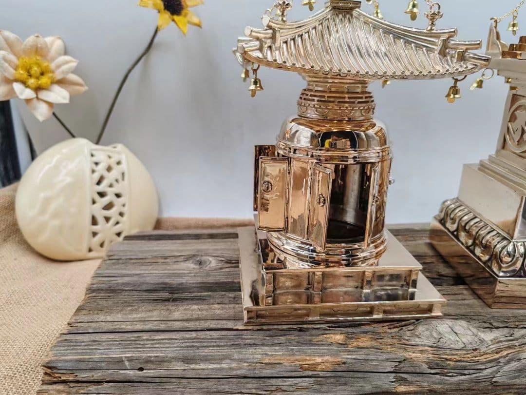 【修縁堂】密教法具 真言宗 根本塔 ドアは開けられます 密教法具 古美術品