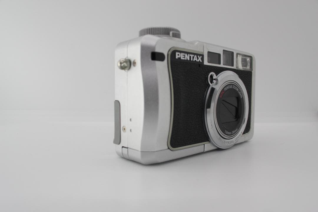 （極美品）名機 PENTAX Optio 750Z 自撮り2種類の充電器付き