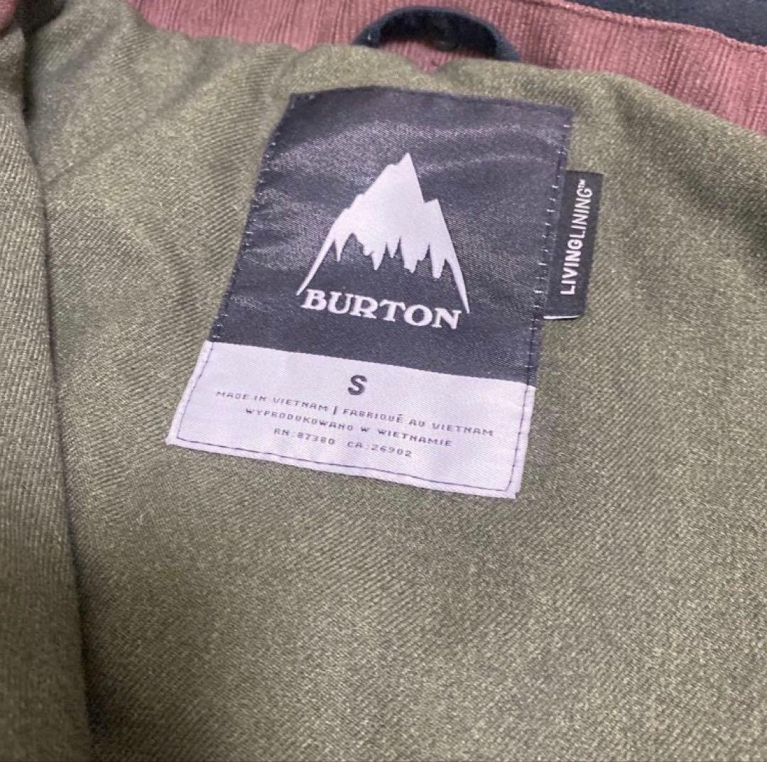 BURTON 迷彩柄 スノーボードウェア、ジャケット　Sサイズ
