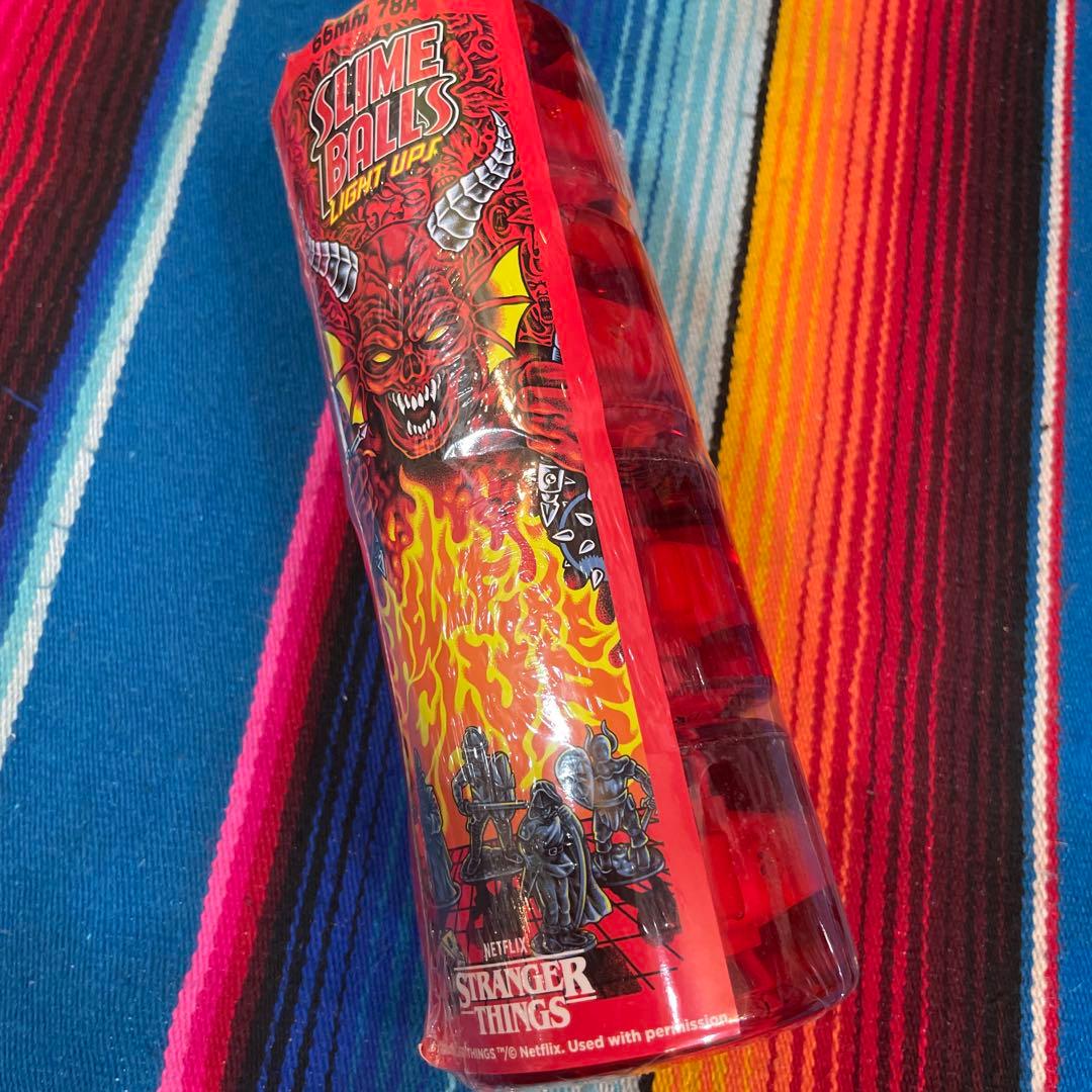 SLIME BALLS レッド 4個入り66mm