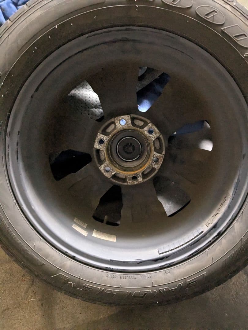 ゆーあ ロクサーニバトルシップ2 17インチタイヤホイールセット