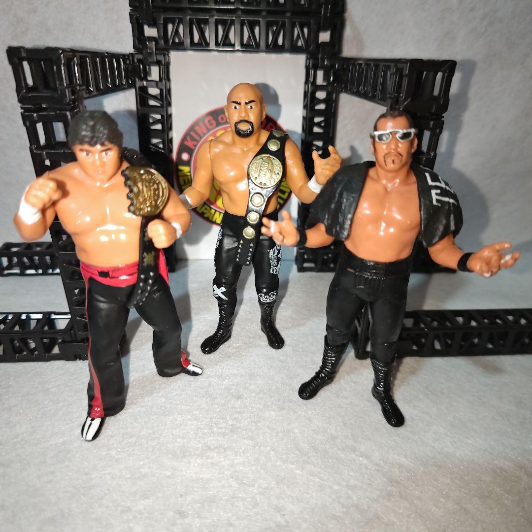 【闘魂三銃士　ベルト2本付】武藤敬司&蝶野正洋&橋本真也フィギュアセット