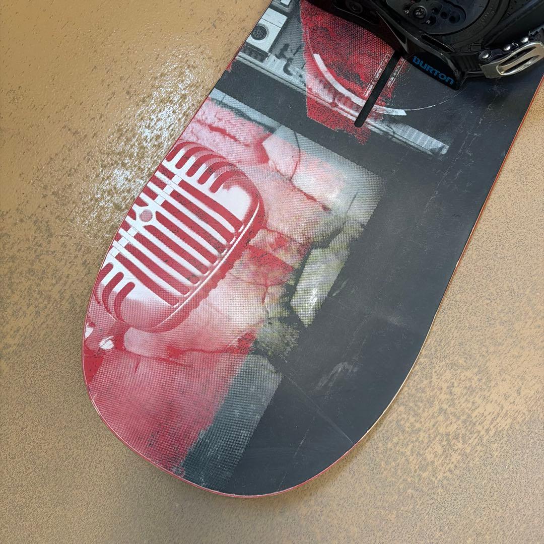 人気デザイン！ BURTON DESCENDANT 152 初中級者にオススメ！