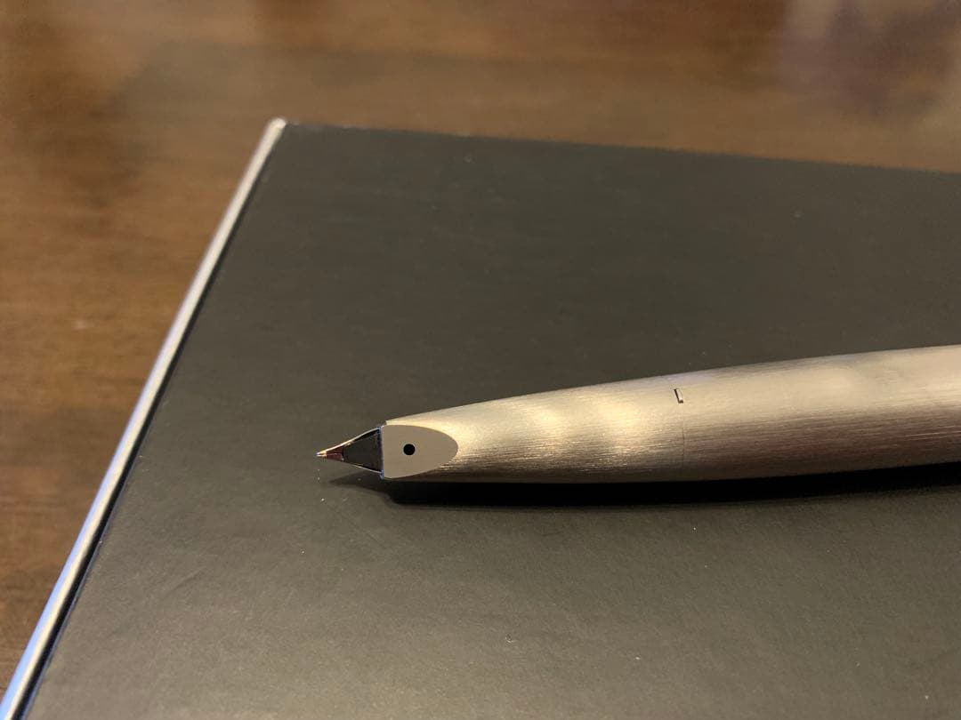 ラミー2000 プレミエステンレス　万年筆　EF