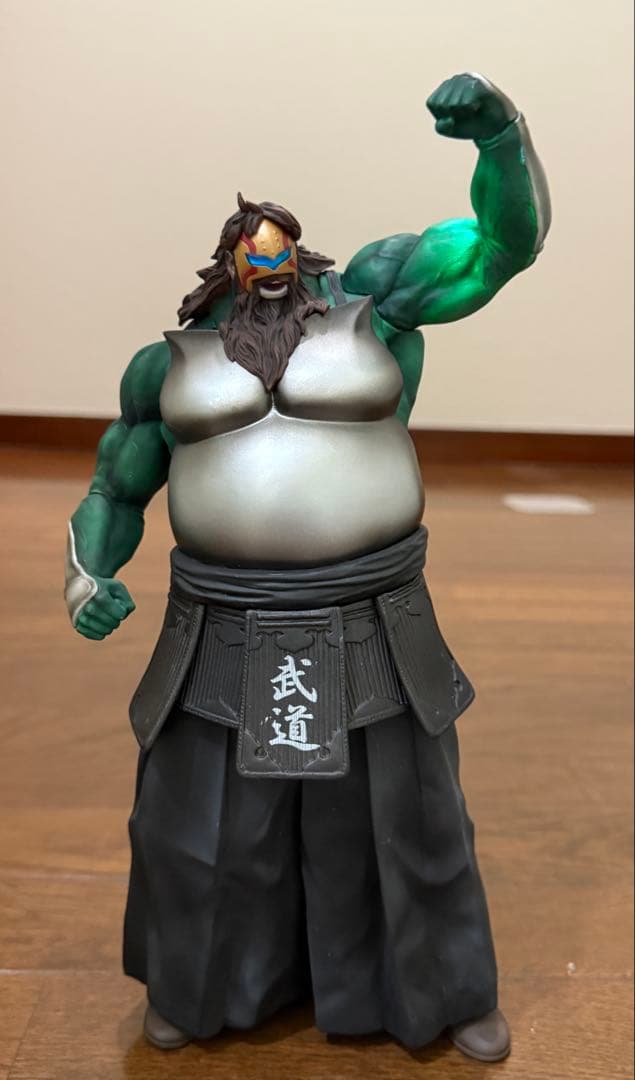 CCP ネプチューンキング　クロスボンバー　発光