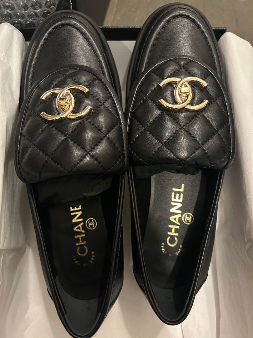 未使用品CHANEL CCターンロック　ローファー 37