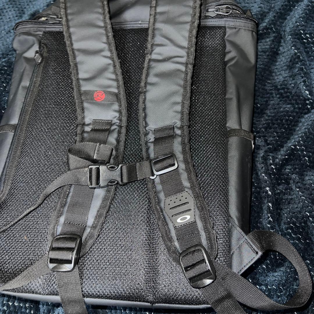 OAKLEY リュック 迷彩