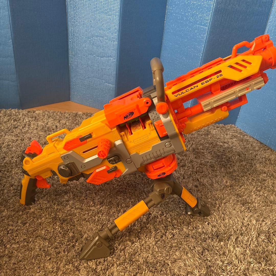 NERF VULCAN EBF-25 電動トイガン（予備マガジン付き）