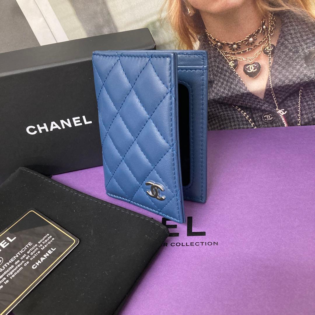 未使用☆CHANEL☆カードケース☆ID☆ケース☆定期入れ☆