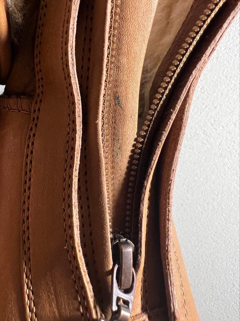 (美品) UGG アグ ジップアップ ムートンブーツ 24cm