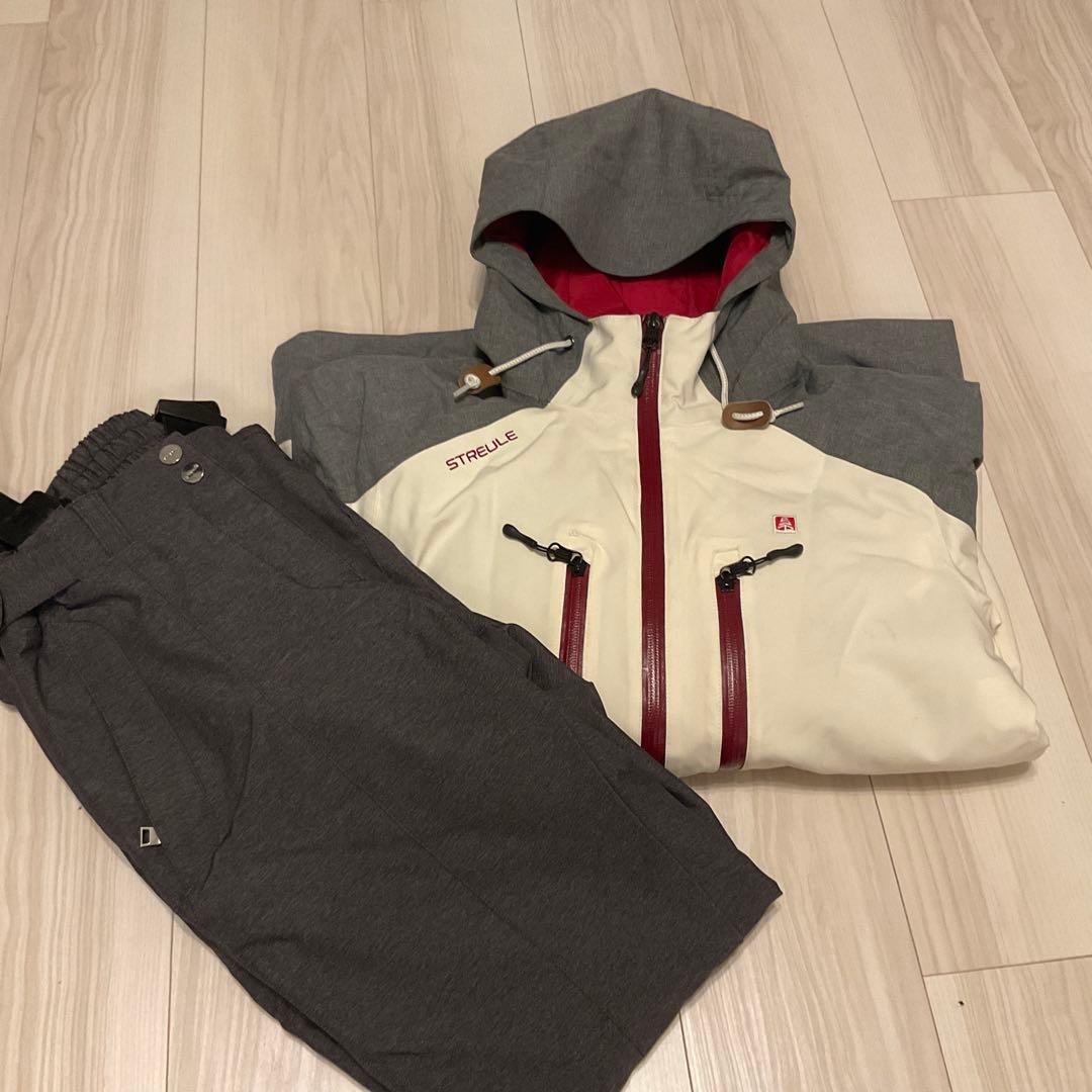 STREULE（上L）＆Phonex（下M）　レディーススキーウェア