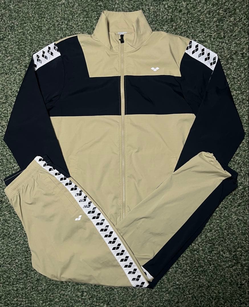 arena アリーナ ジャージ　ナイロン　クリーム　ブラック　XO