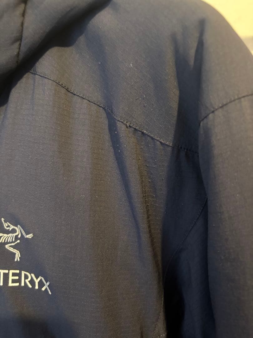 ジャケット・アウター ARC'TERYX ATOM AR hoody