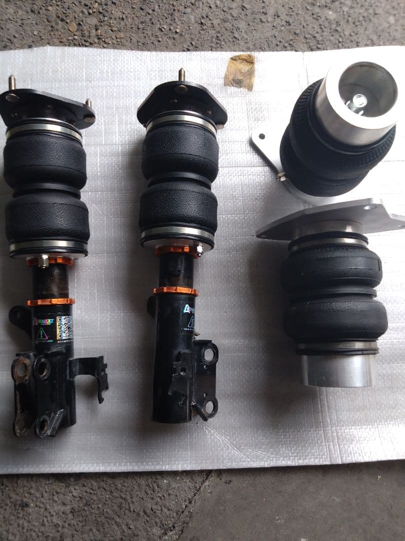 エアサス　30アルファード、ヴェルファイア