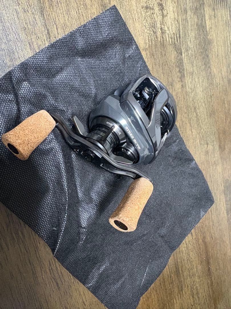 ダイワ　24スティーズsvtw 100HL 美品