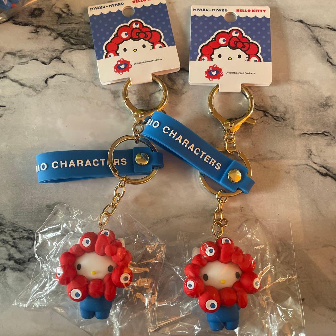 大阪万博　キティミャクミャクコラボ　キーホルダー　2個セット