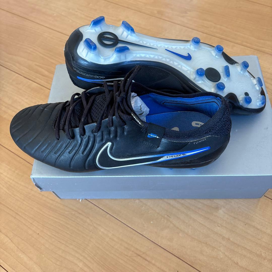 ティエンポ レジェンド 10 エリート ブラック×ブルーFG