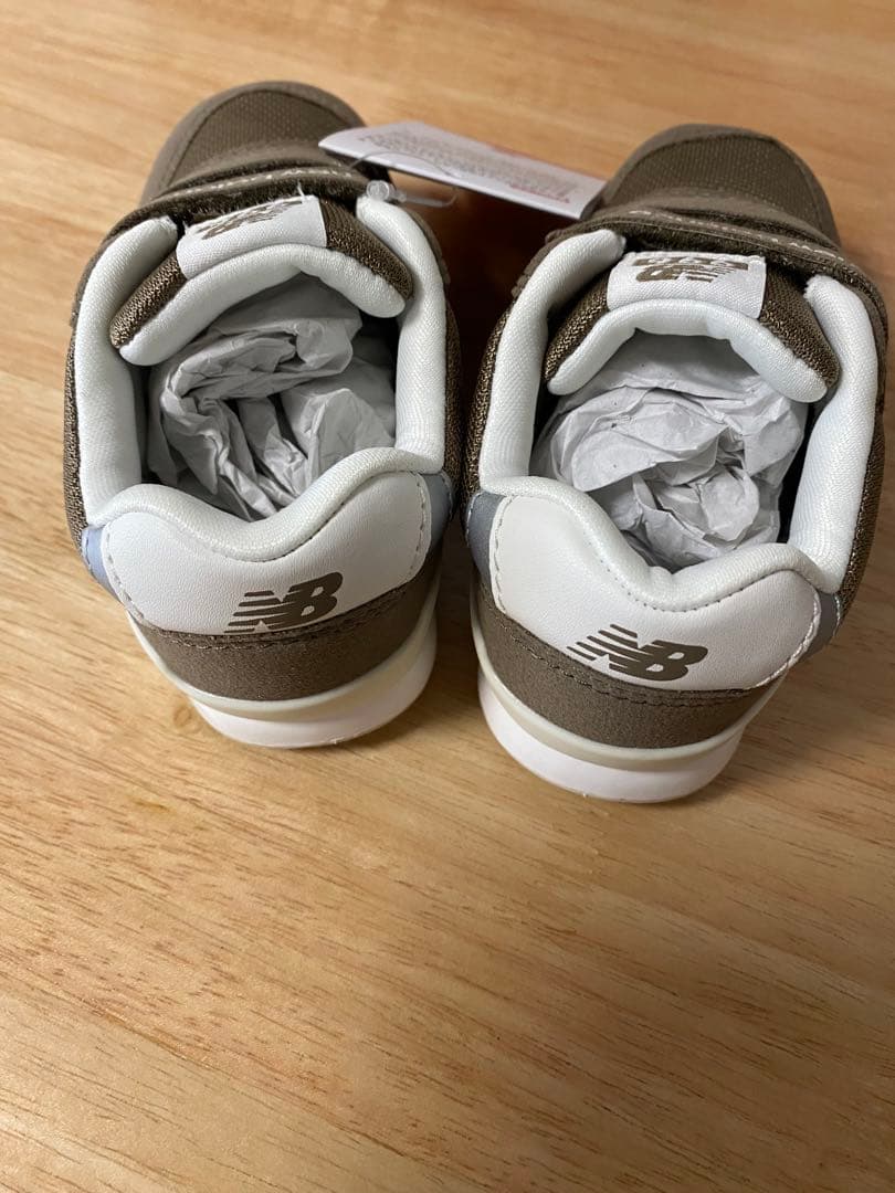 Yuさま専用★新品未使用 16cm ニューバランス 2足セット