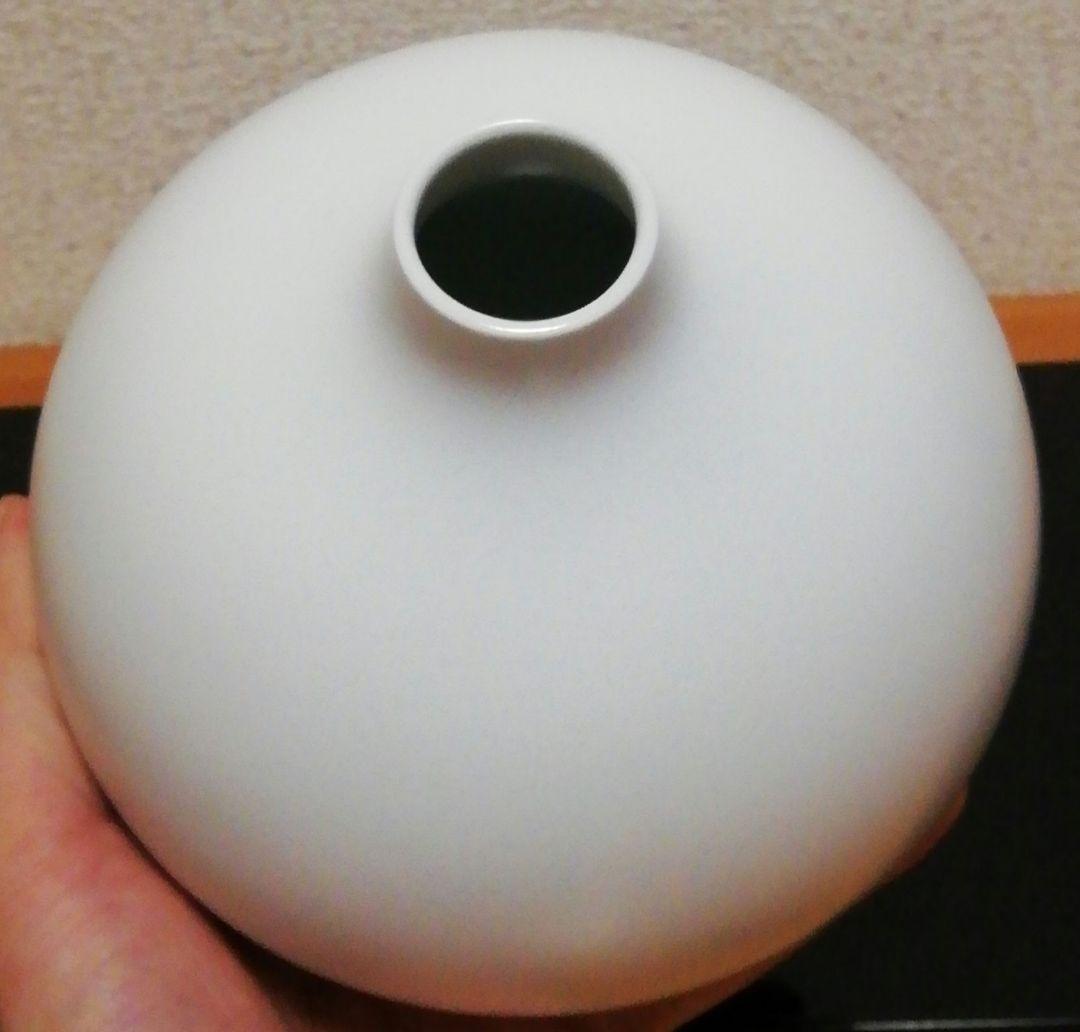 人間国宝　前田昭博作　白磁　花入　壺　共箱　略歴付　花瓶