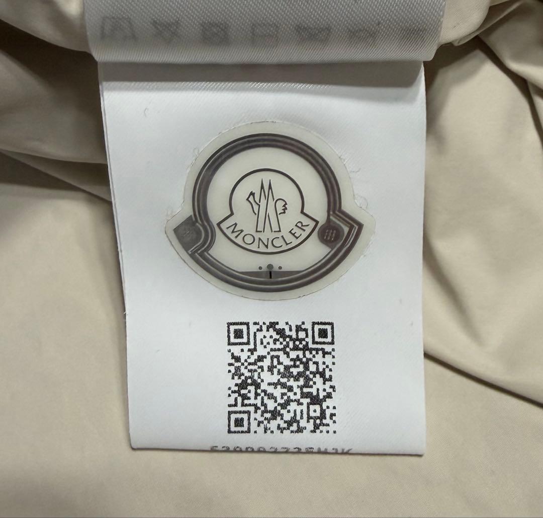 ［極美品］モンクレール　ナイロンパーカー　サイズ1 ベージュ　カルレス