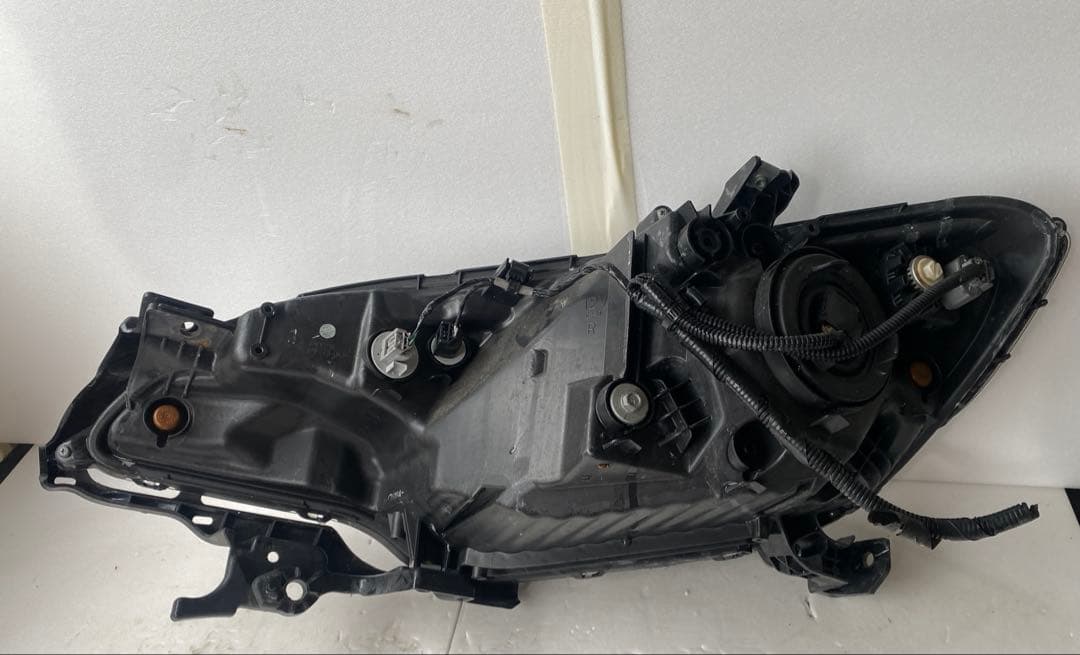 ホンダ フィット GP5 純正 ヘッドライト 左右セット（ハロゲン）