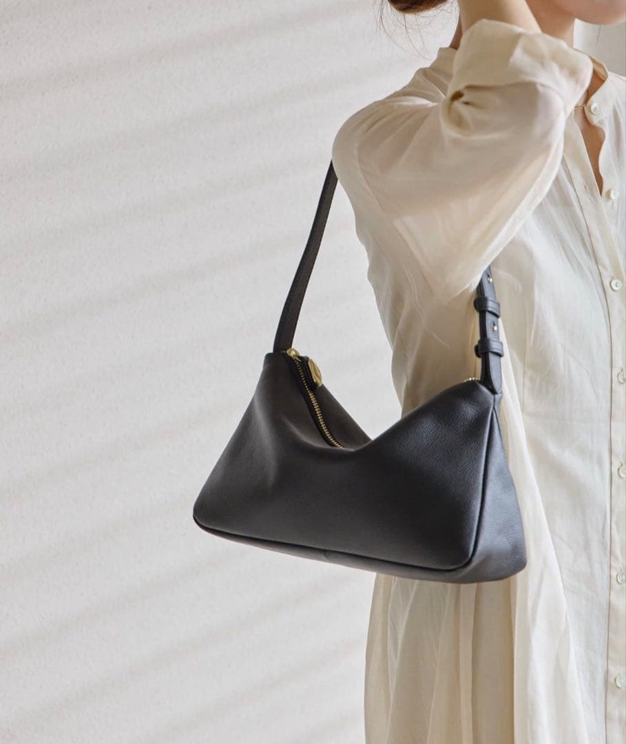 gemeil スクエアワンショルダーバッグ