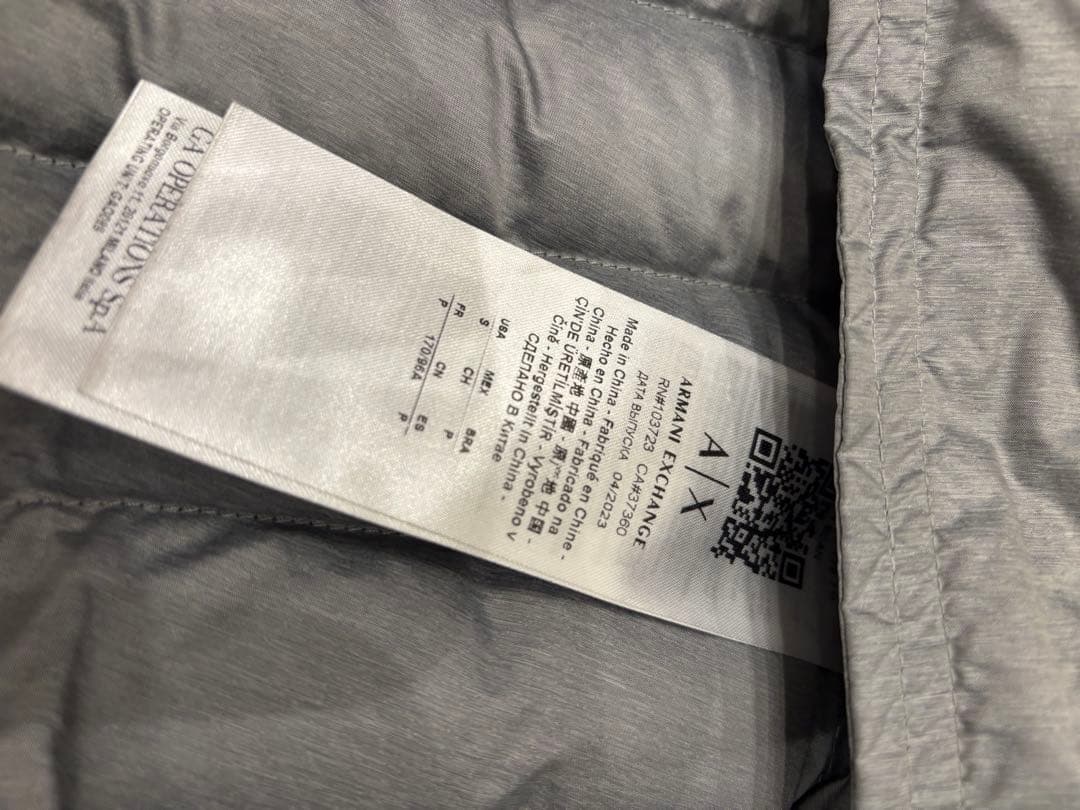 美品⭐︎アルマーニエクスチェンジ　黒メンズダウンジャケット Sサイズ