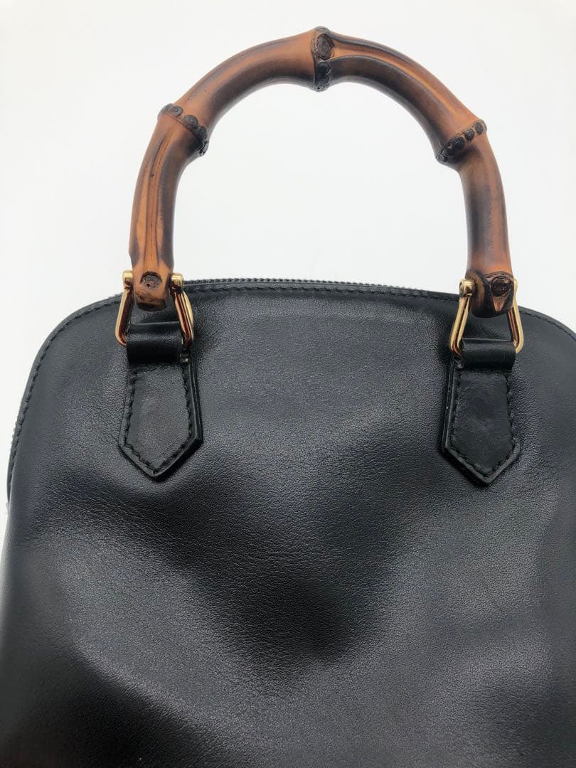 【訳あり】GUCCIグッチブラックハンドバッグ バンブーハンドル付き