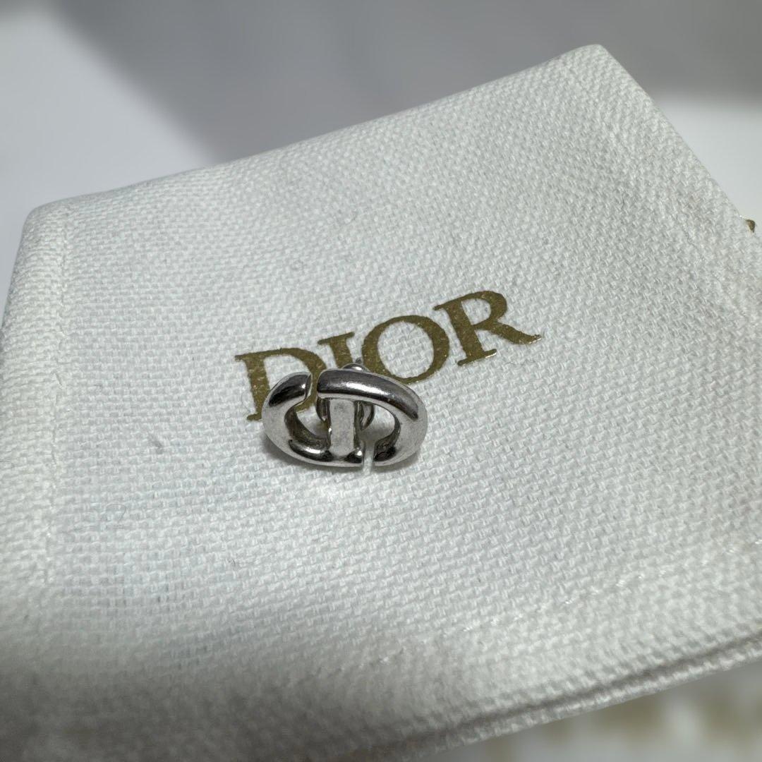 Dior CD ロゴ　シルバー 片耳　ピアス