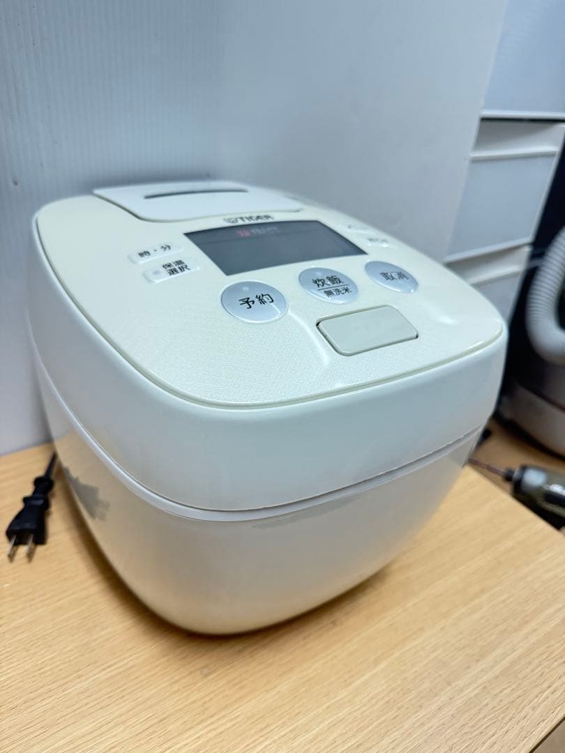 タイガー圧力IH炊きたて炊飯器JPB-R100