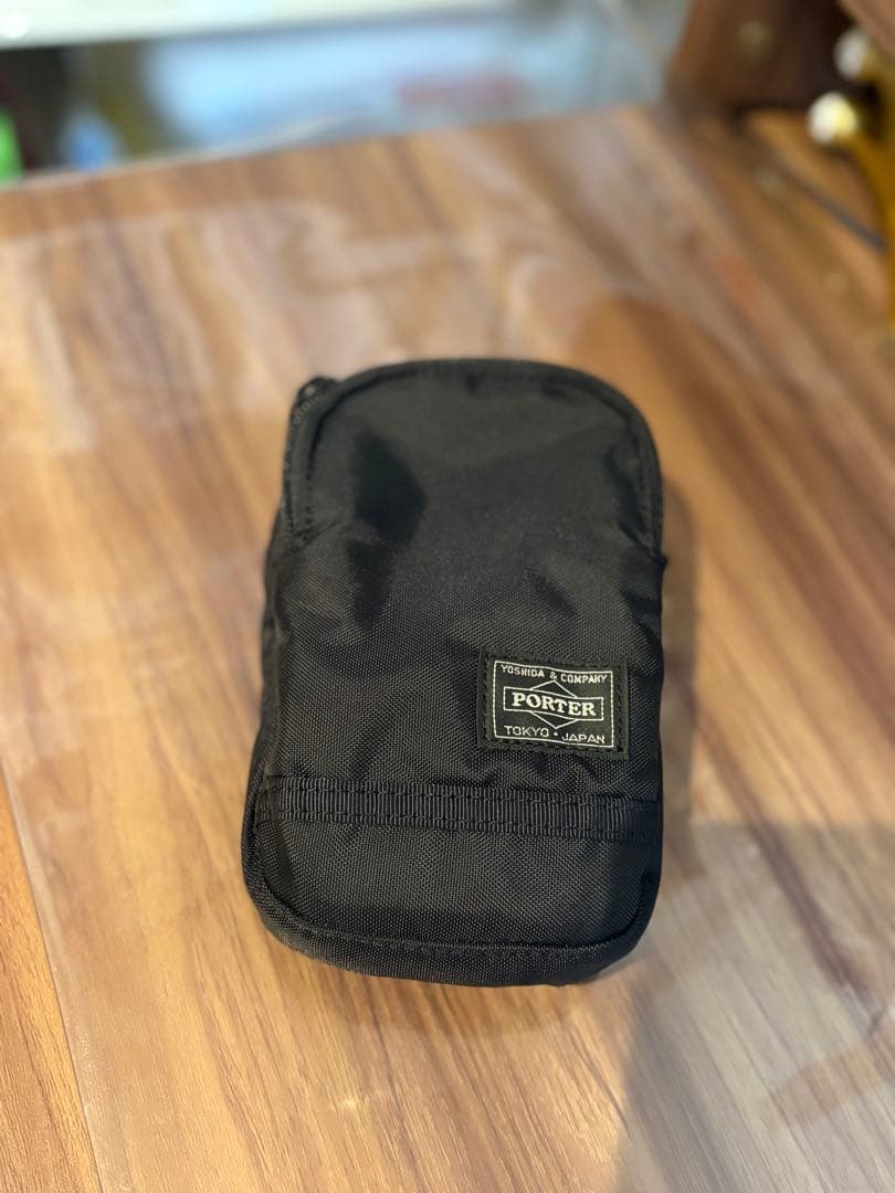PORTER ブラック ポーチ 日本製 ストラップ付き