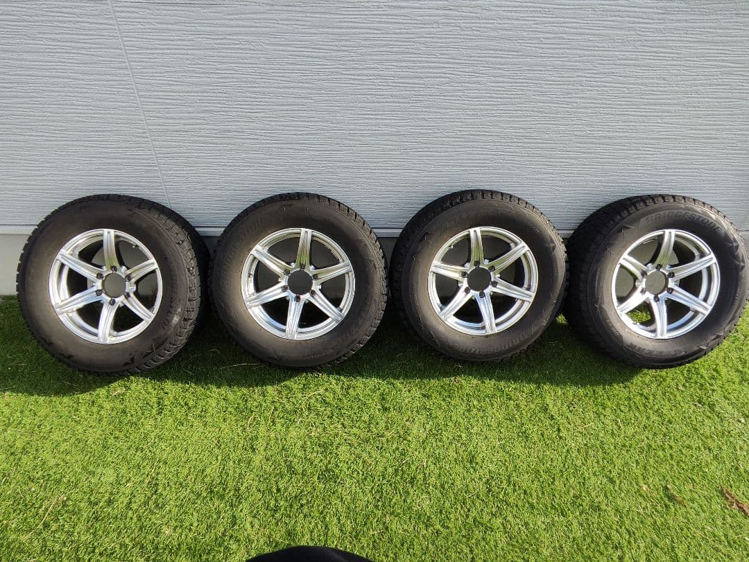 150プラド 17インチ スタッドレスタイヤ ホイールセット 4本