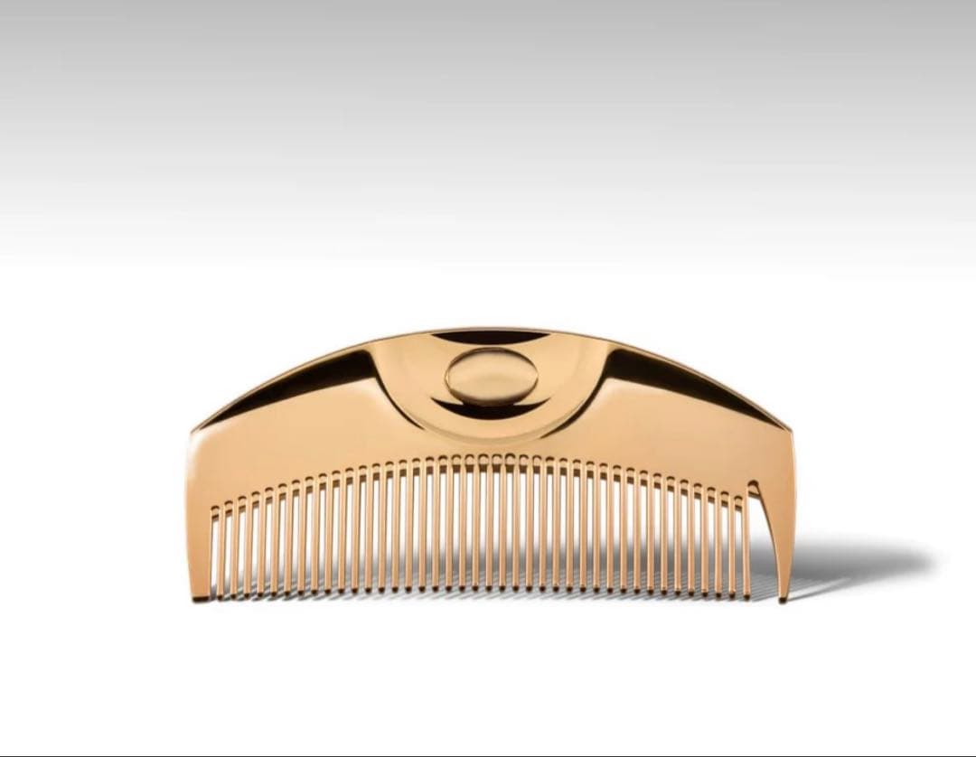 ほぼ未使用　LOVE CHROME ラブクロム K24PGツキ ゴールド