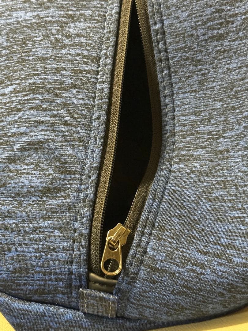 【送料込み】廃盤希少　完売品　プーマ レベルキャディバッグ 軽量型