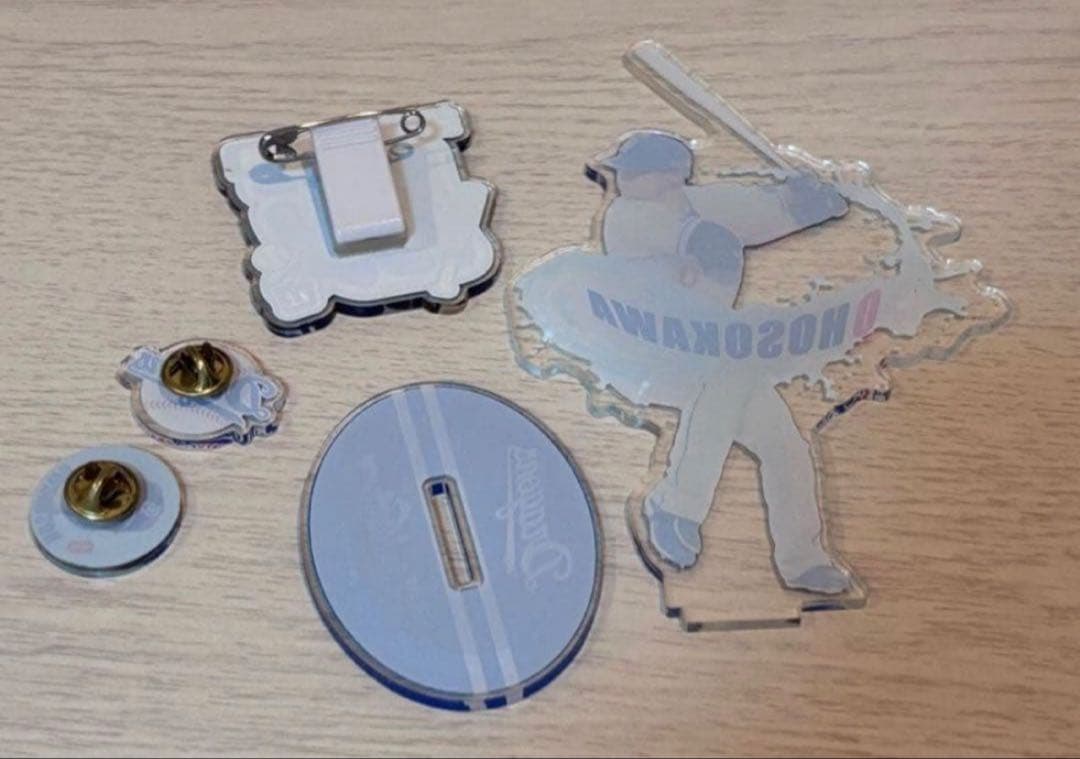 4点セット　細川成也　アクスタ　ピンバッチ　アクリルバッチ　アクリルスタンド