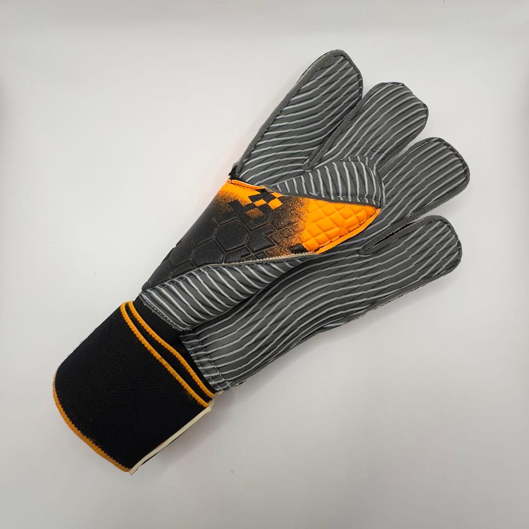 アディダス プレデター (Climaproof) 9号