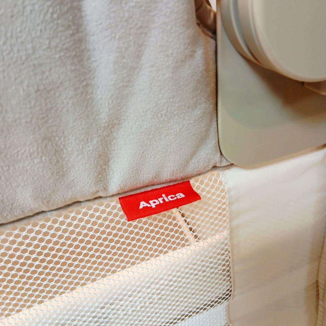 アップリカ　ココネル　エアープラス　ホワイトベージュ 収納袋つき