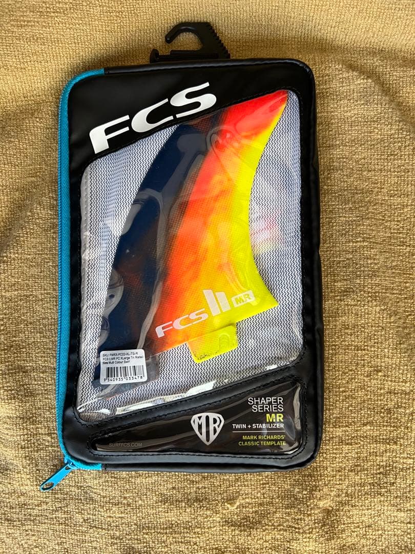 マークリチャーズツインスタビFCS II MR トライフィン ミディアムサイズ