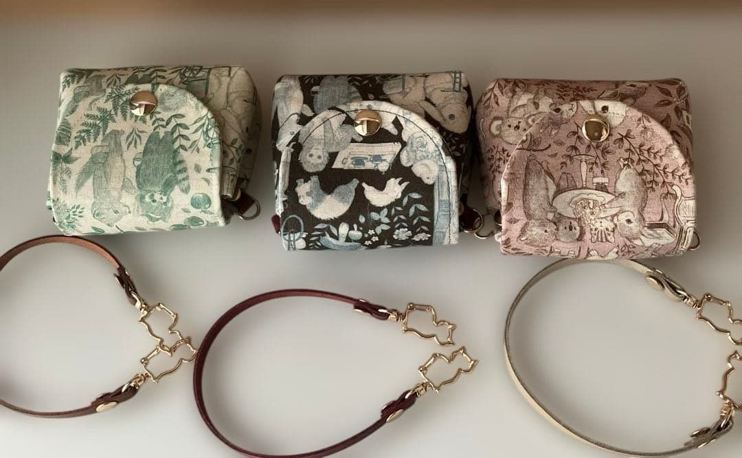 特大　ボストンバッグ　おとぎの国の猫と仲間たち