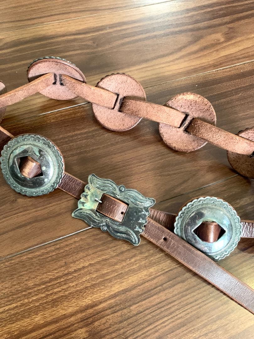 LGB コンチョ　メタリックシルバー　革　レア