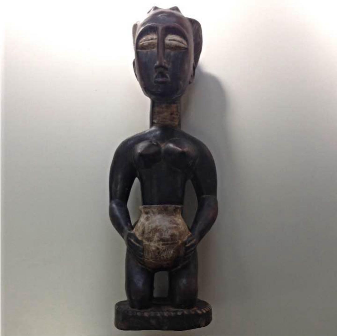 アフリカ 木彫り人形